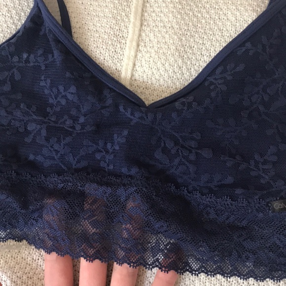 🔥NWT Unpadded Calvin Klein Navy Blue Bralette - Picture 2 of 6